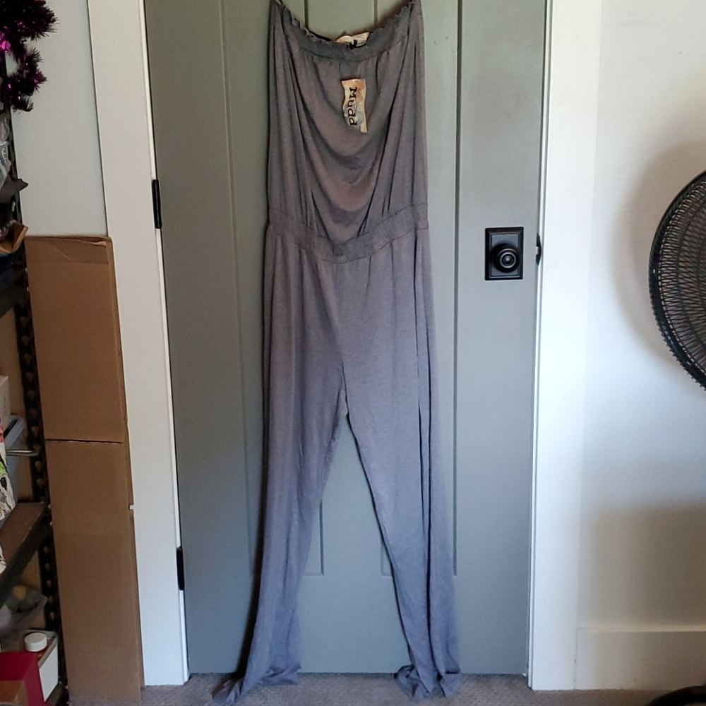 NEW Strapless summer Romper / JUMPER size L - NEW WITH TAGS ATTACHED